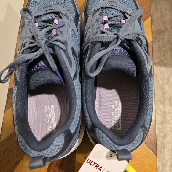 Size 10 W Skechers GO RUN Consistent Womens Athletic Shoes Blue Purple Air Cool - Picture 12 of 16